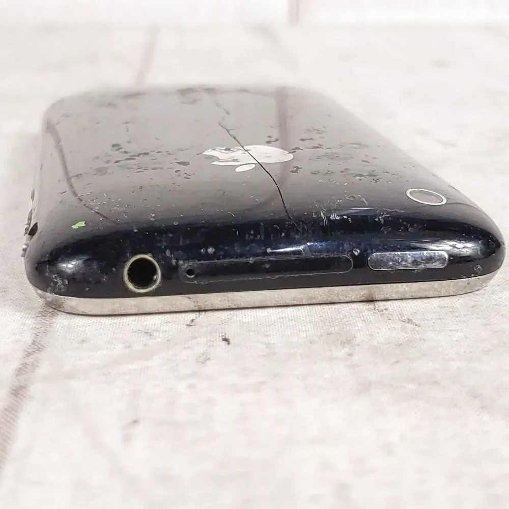 PARTS REPAIR - Apple iPhone A1241 8GB Smartphone Black - UNTESTED